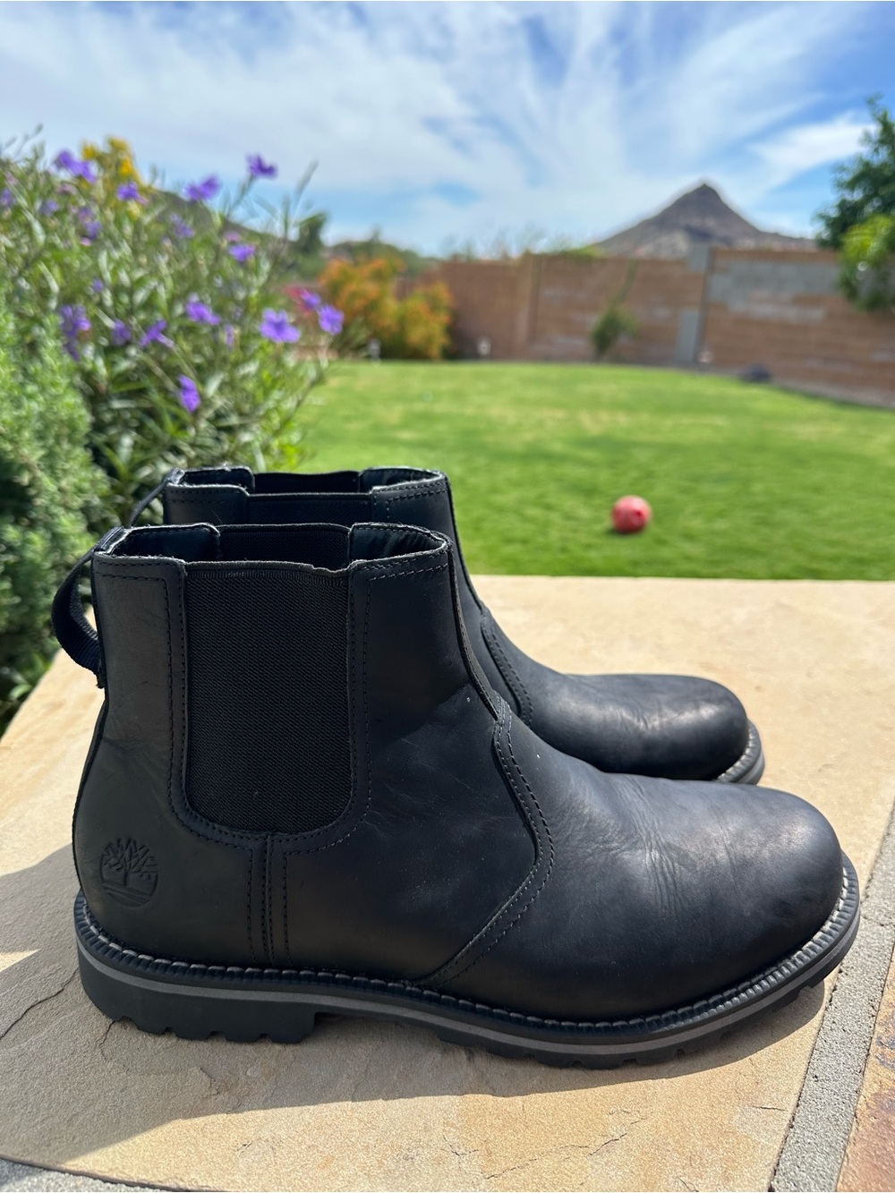 Timberland Men’s Black Chelsea Leather Boots Size 12